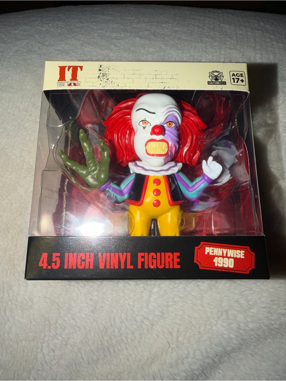 IT The Movie Vinyl Pennywise 1990 Style Figure Figurine Brand New In Box Sealed.